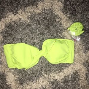 NWOT Victoria's Secret Swim Top small